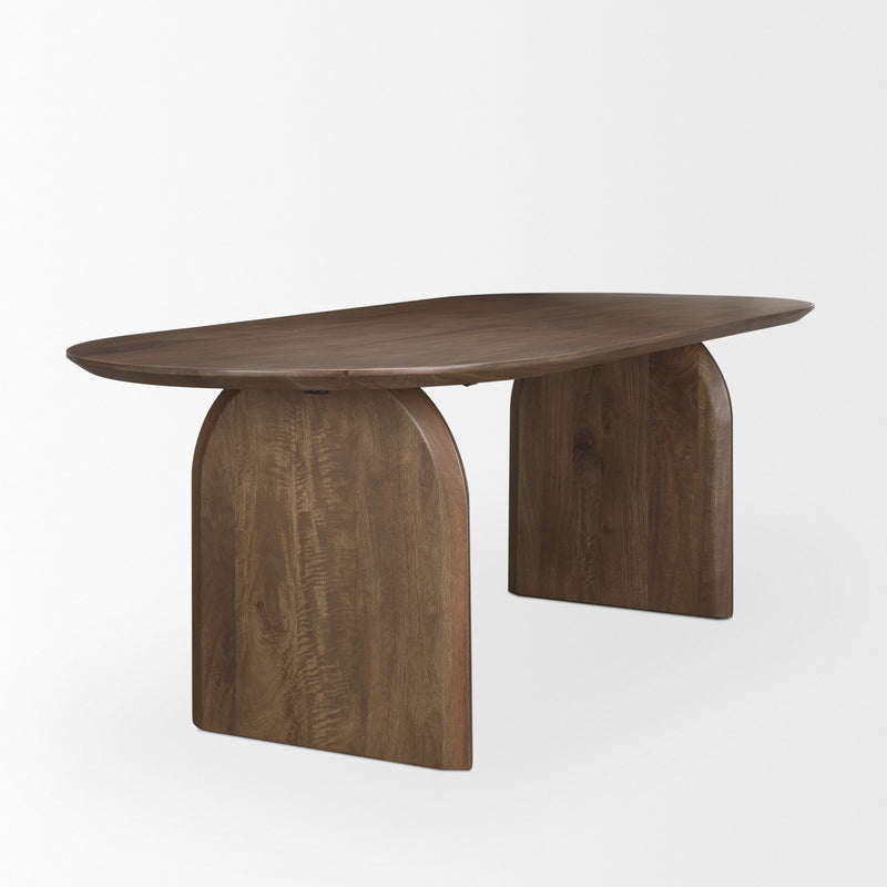 Isla Oval Dining Table