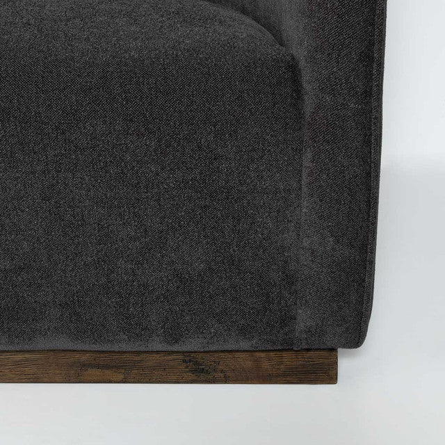 Evita  Sofa