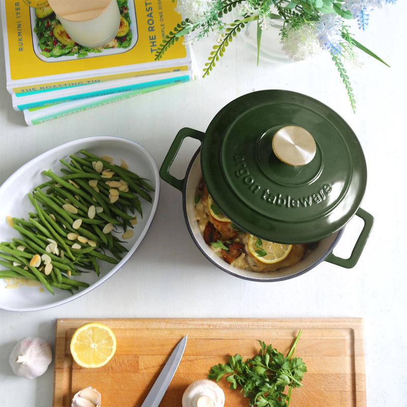 Round Cast Iron Casserole Dish - 2.8L: Green