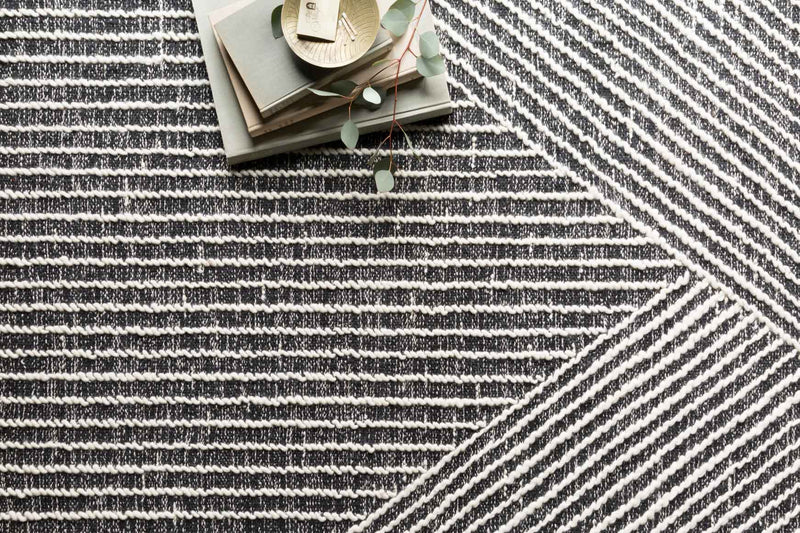 Loloi Newton Collection NET-01 MH Charcoal / Ivory