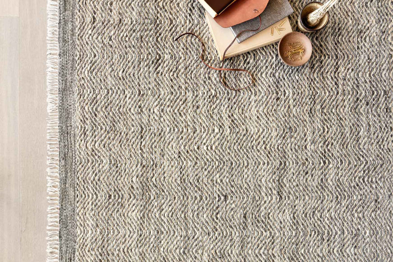 Loloi Omen Collection OME-01 Grey